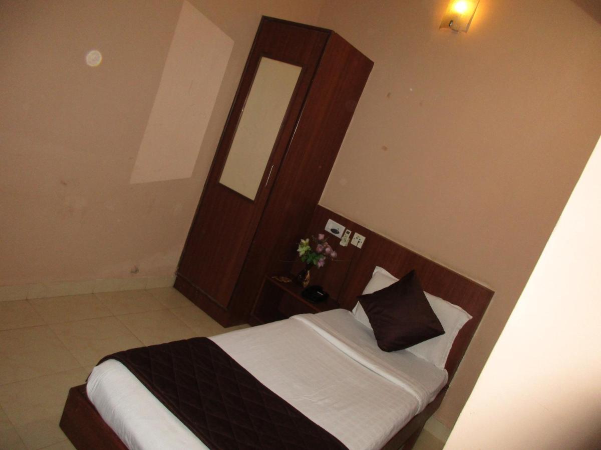 Nash Inn Bengaluru Kültér fotó