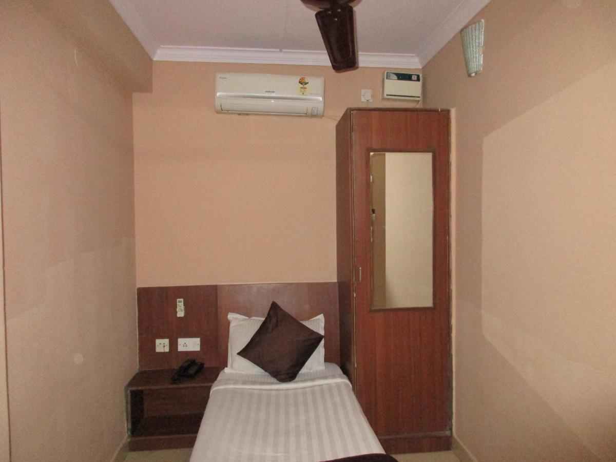 Nash Inn Bengaluru Kültér fotó